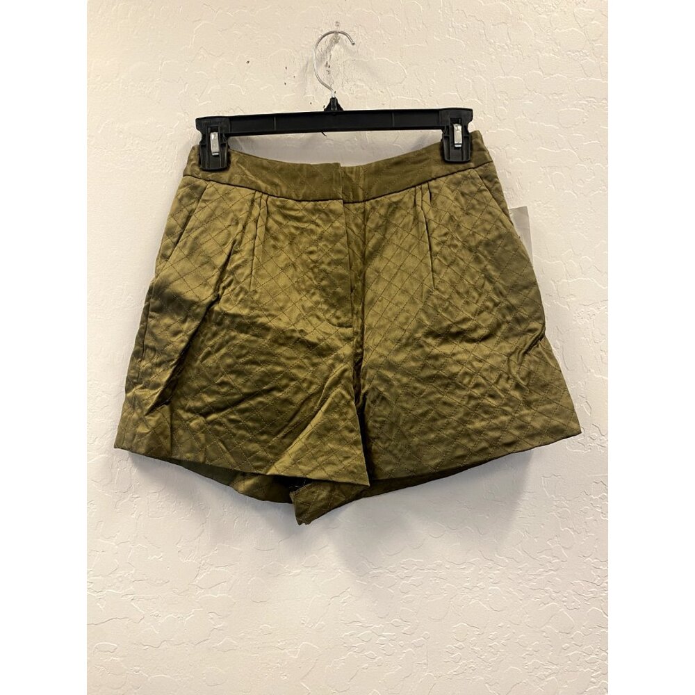 Elizabeth + James Women's Green Shorts size 0